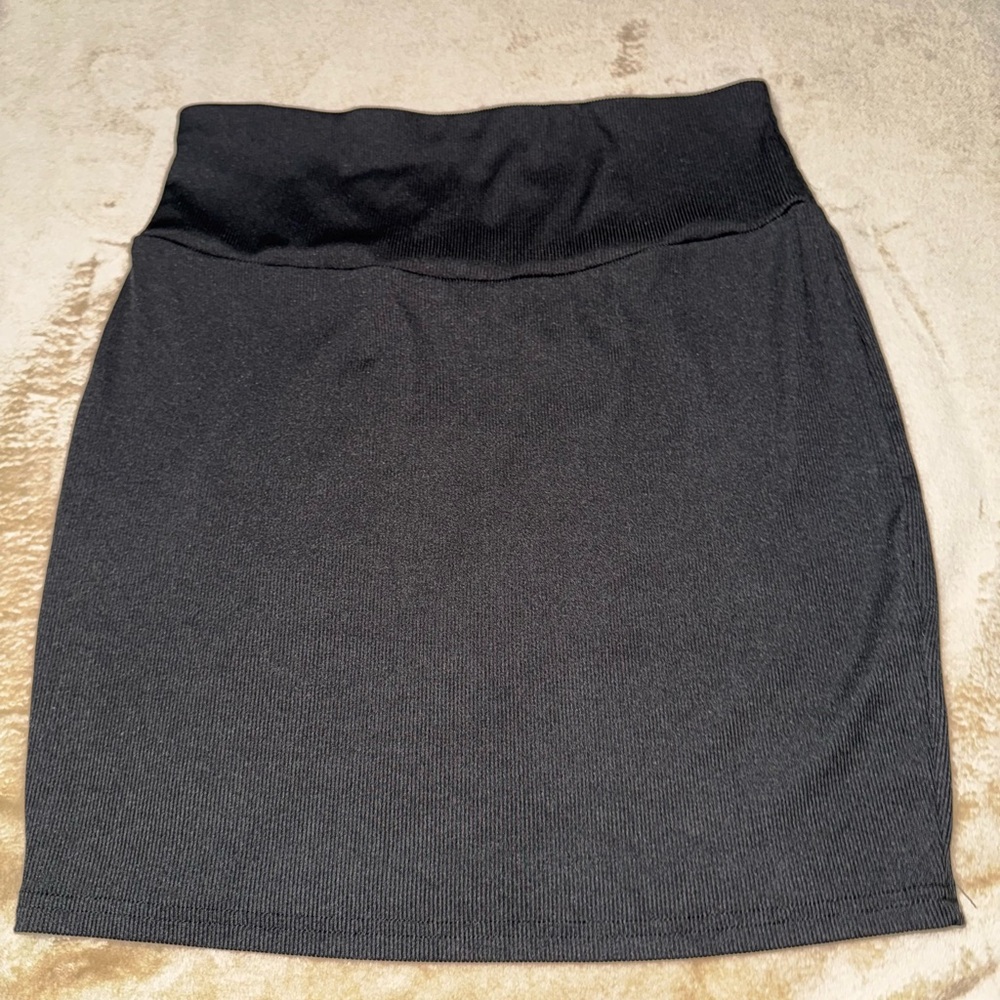 Elegant Black Women's Skirt